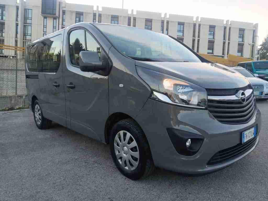 Quanto costa una Opel Vivaro 1.6 Diesel Biturbo Autopia